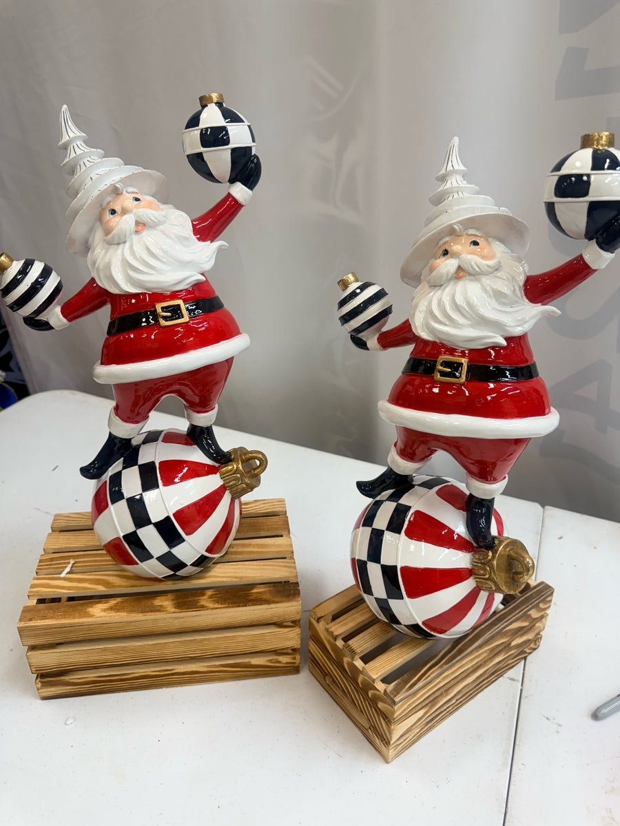 Black, white and red Santa on giant ornament K&K 56414B