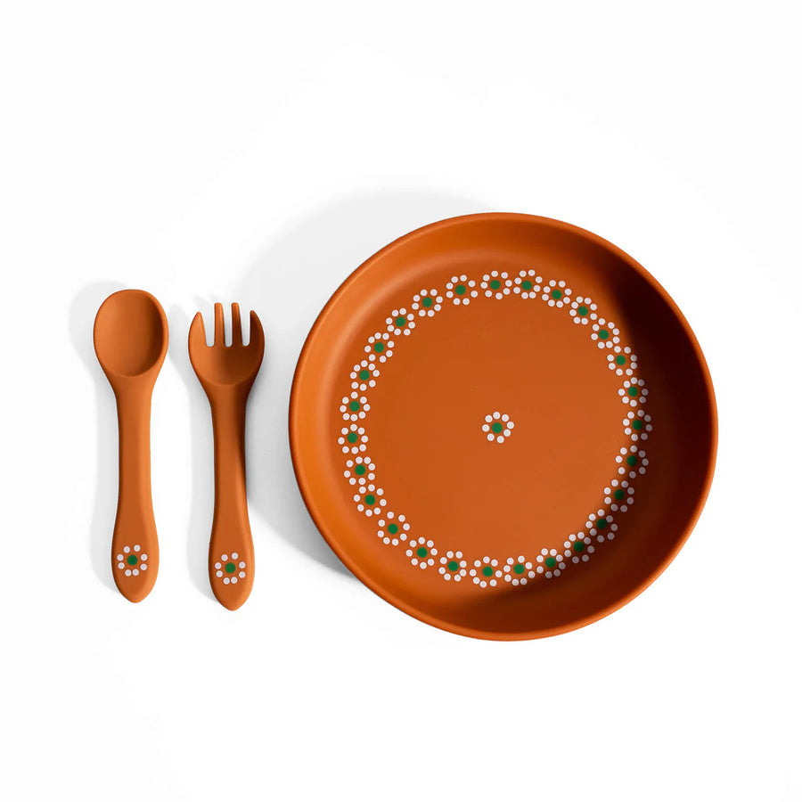 The Nurtured Beginings "feeding & Care Set
